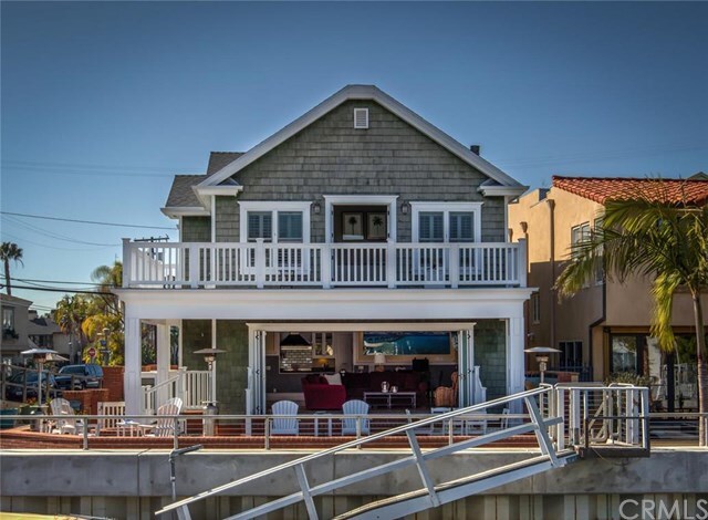 Property Photo:  166 Rivo Alto Canal  CA 90803 