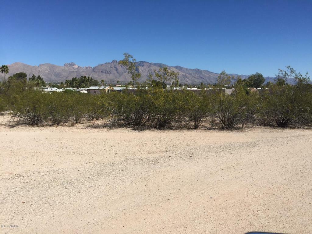 Property Photo: 822 W Roger Road 1 AZ 85705