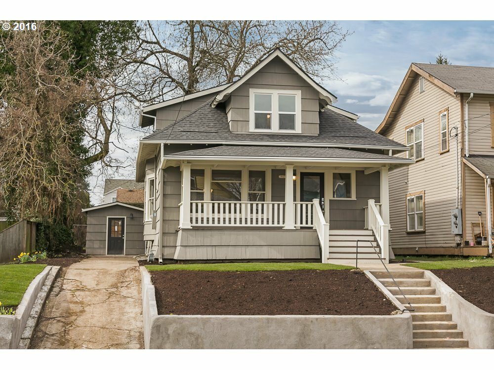 Property Photo: 3967 NE 11th Ave OR 97212