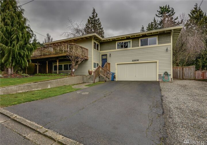 Property Photo: 23306 108th Avenue SE WA 98031