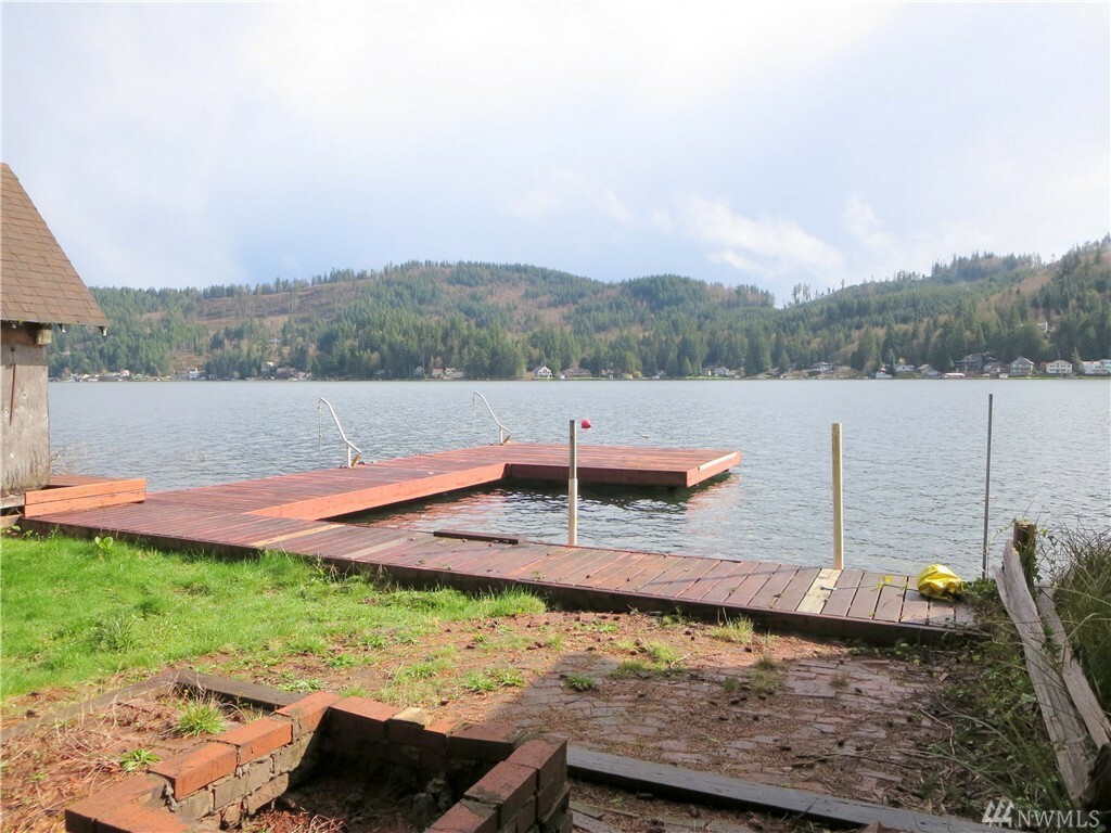 Property Photo:  2219 Summit Lake Shore Rd NW  WA 98502 