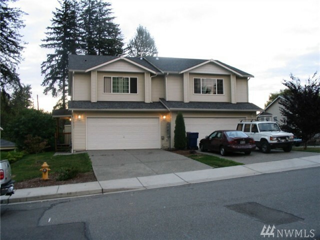 Property Photo:  12913 29th Ave W  WA 98087 