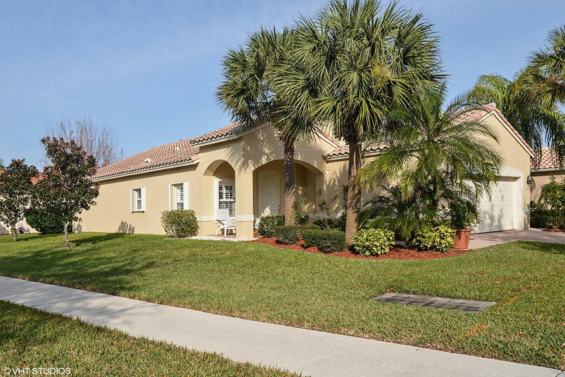 Property Photo:  414 NW Breezy Point Loop  FL 34986 