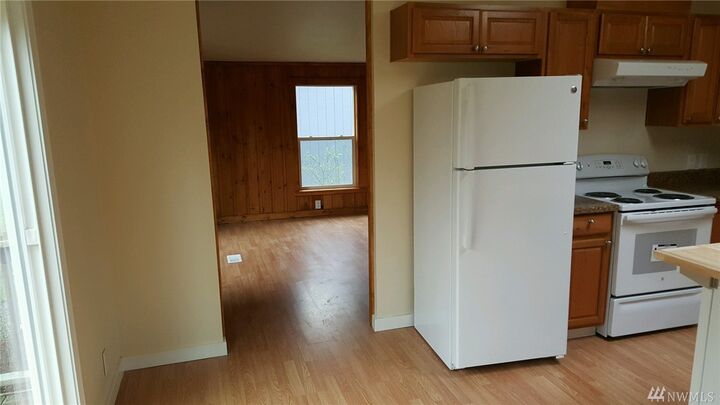 Property Photo: 44225 Fir Rd WA 98251