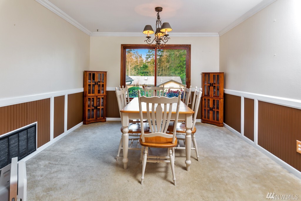Property Photo: 32222 8th Ave SW WA 98023