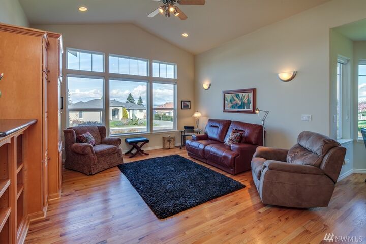 Property Photo: 5657 Whitehorn Way WA 98230