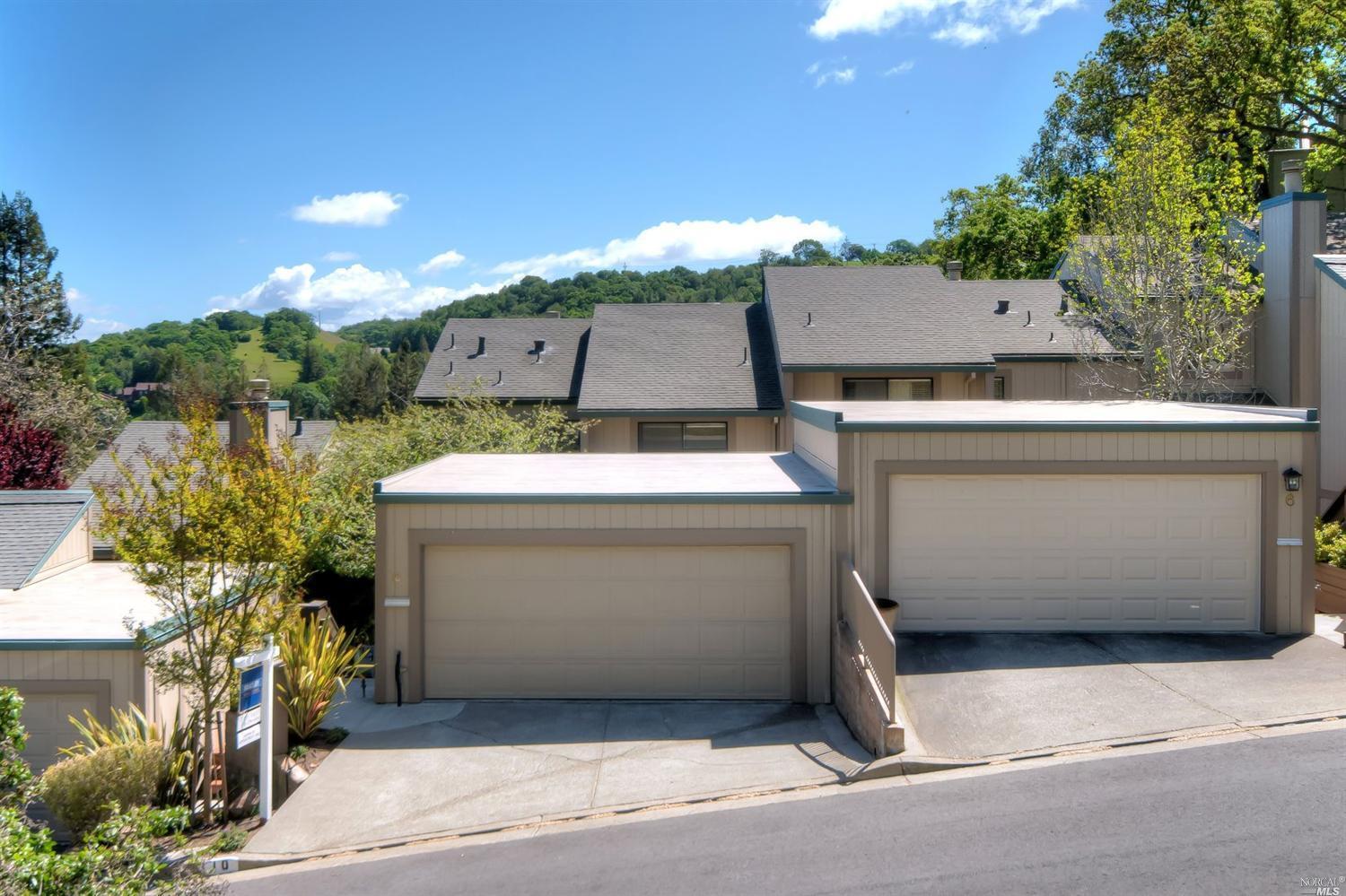 Property Photo:  10 Larkspur Lane  CA 94947 