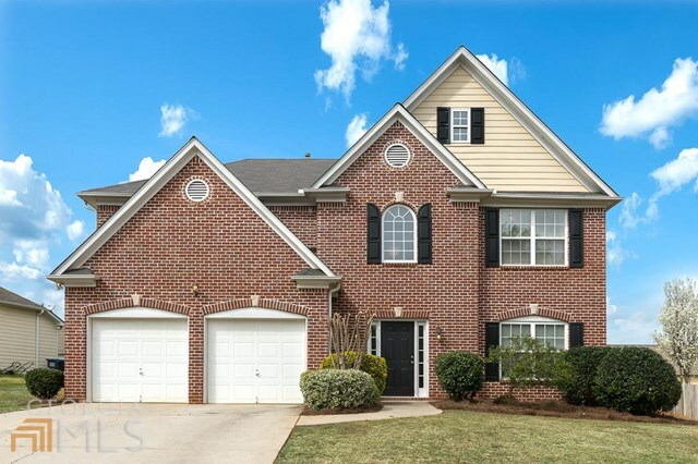Property Photo: 8013 Abington Dr GA 30248