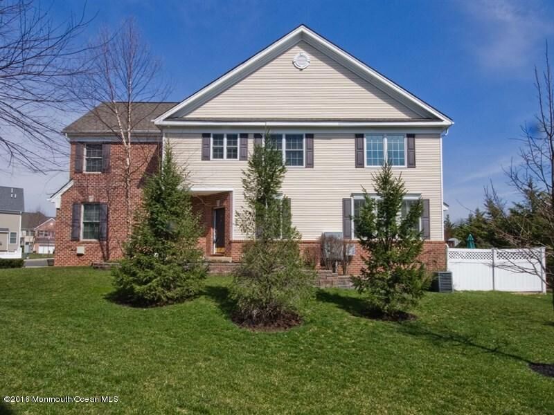 Property Photo:  10 Hummingbird Drive  NJ 07726 