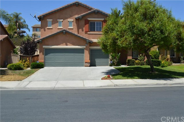 Property Photo:  17289 Woodentree Lane  CA 92503 