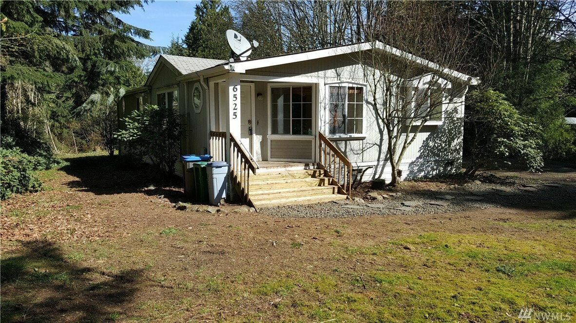 Property Photo:  6525 SE Skycrest Lane  WA 98366 