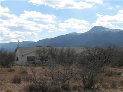 Property Photo:  2866 S Diamond S Rd  AZ 86322 