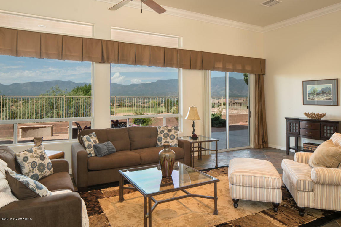 Property Photo: 1020 S Morning Light Court AZ 86325