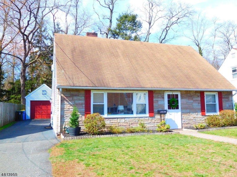 Property Photo:  13 Tuttle St  NJ 08812 