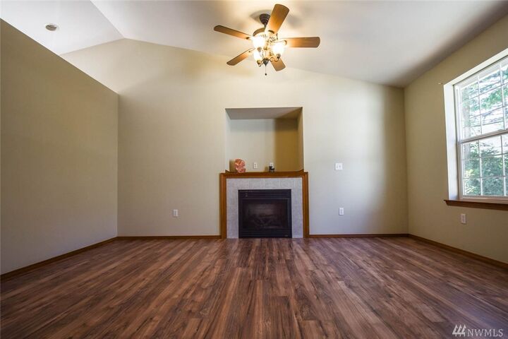 Property Photo:  19516 25th St Ct Kps  WA 98349 