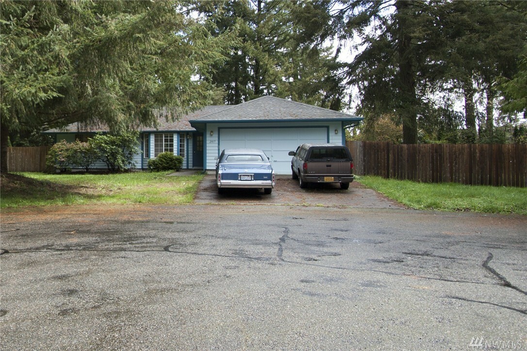 Property Photo:  2917 Cornell Ct SE  WA 98503 