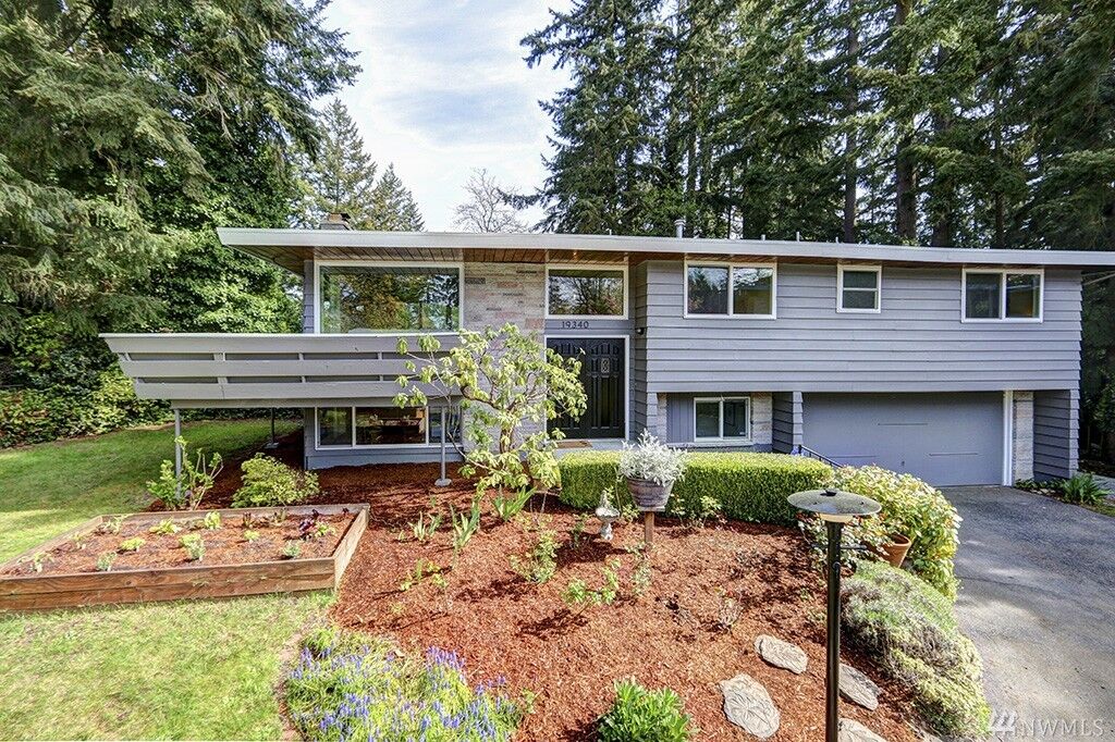Property Photo: 19340 Fremont Avenue N WA 98133