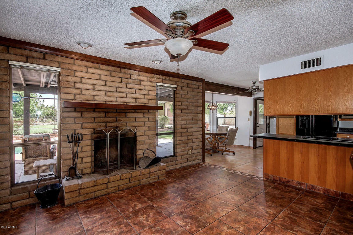 Property Photo:  403 N Beverly Way  AZ 85353 