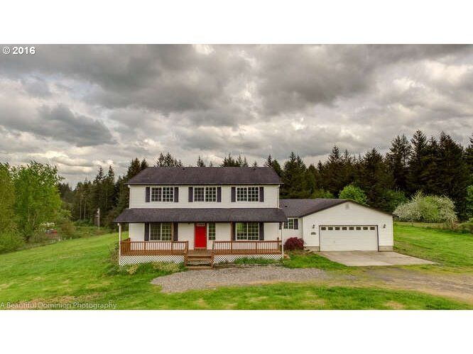 Property Photo:  31401 NW 51st Ave  WA 98642 