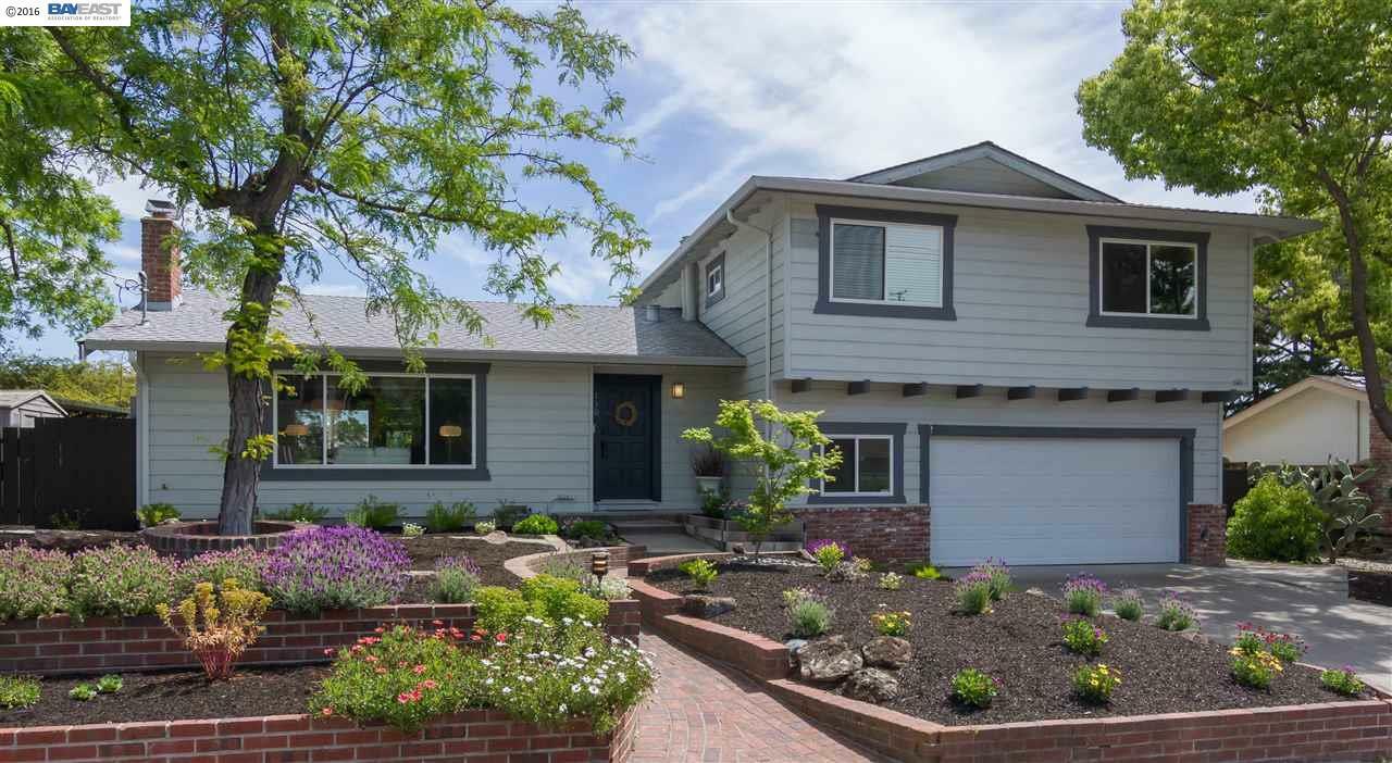 Property Photo:  130 Wiggins Ct  CA 94523 