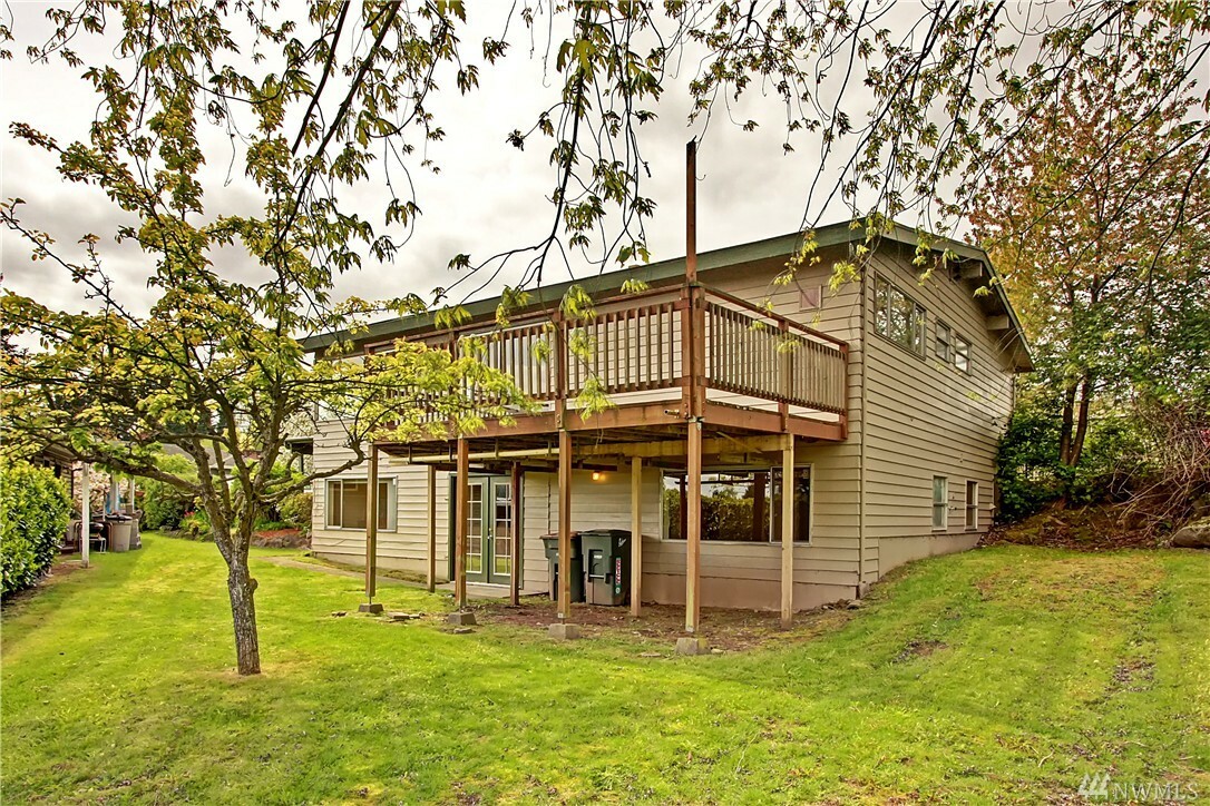 Property Photo:  10658 63rd Ave S  WA 98178 