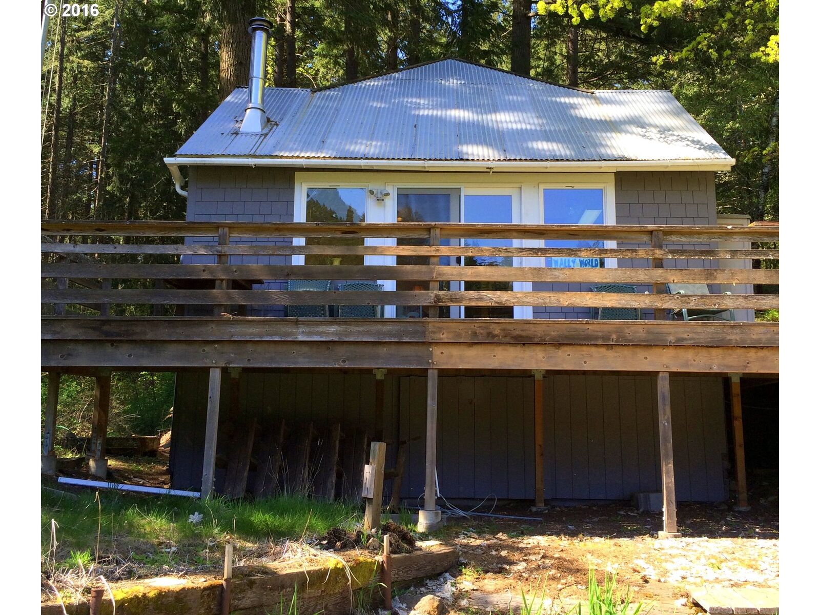 Property Photo: 39 Private Lake Rd WA 98672