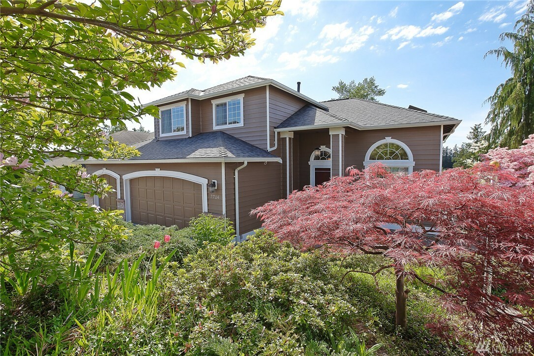 Property Photo:  7714 74th Dr NE  WA 98270 