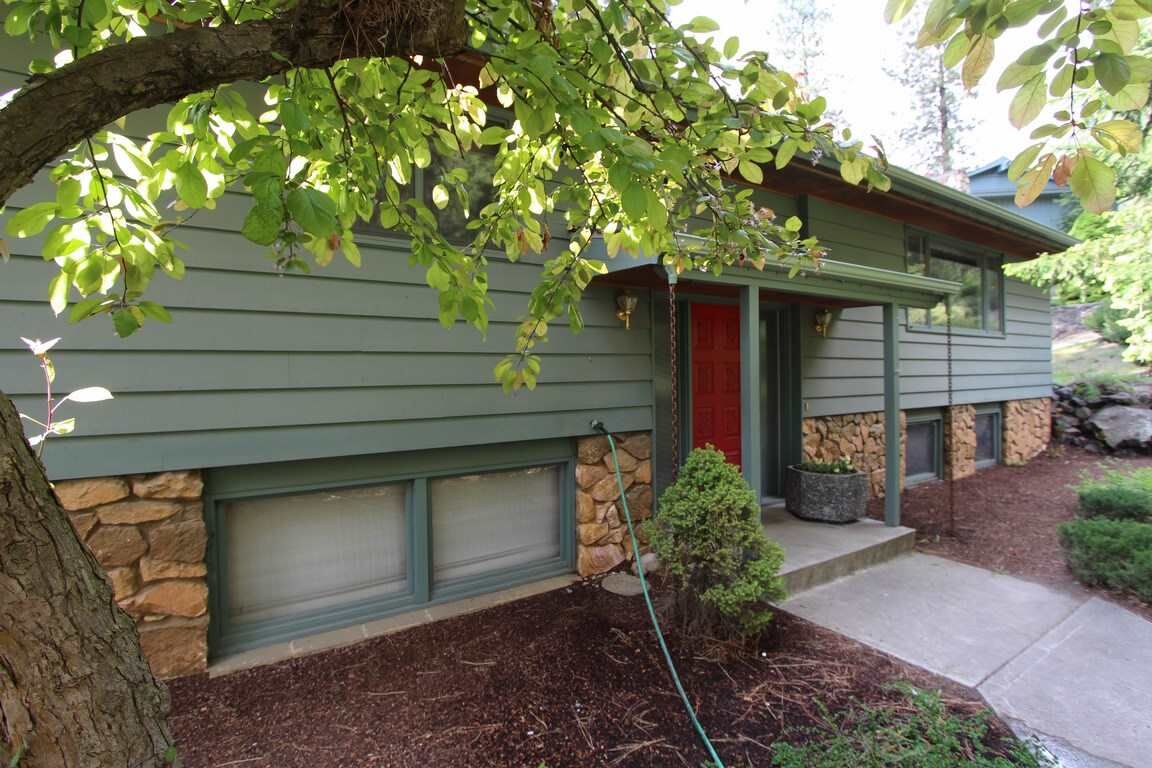 Property Photo:  4205 W Arrowhead Rd  WA 99208 