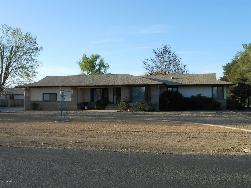 Property Photo:  684 W Perkinsville Road  AZ 86323 