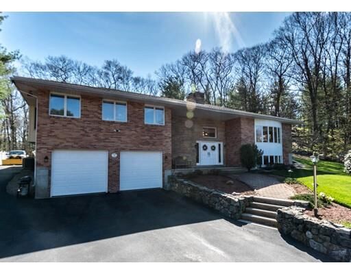 Property Photo:  54 Ivy Lane  MA 02452 