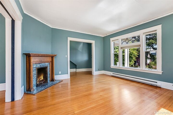 Property Photo:  4311 Whitman Ave N  WA 98103 