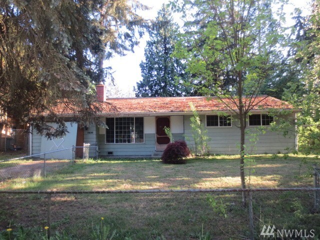 Property Photo: 5830 176th St SW WA 98037