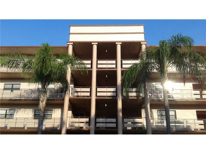 Property Photo: 5980 80th Street N 402 FL 33709