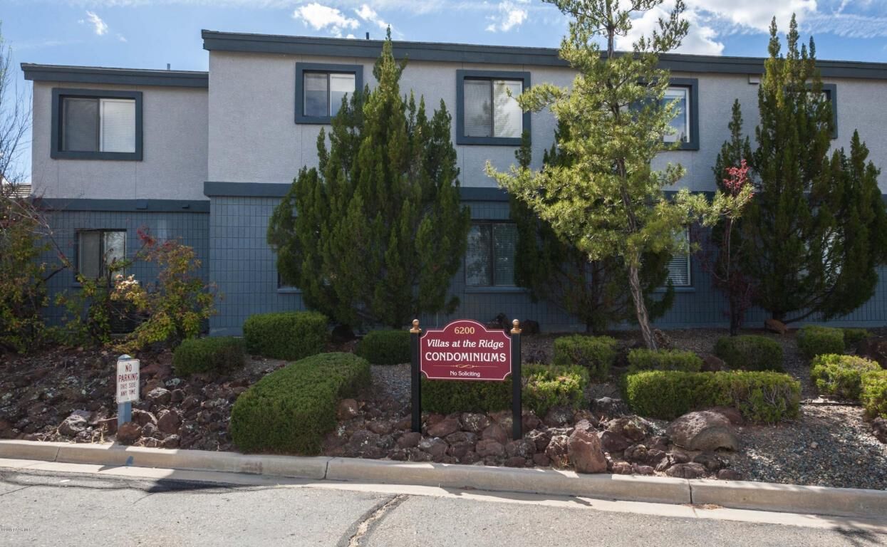 Property Photo: 6112 Antelope Villas Circle 107 AZ 86305