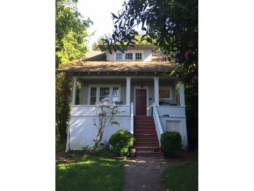 Property Photo: 2665 Grand Ave OR 97103