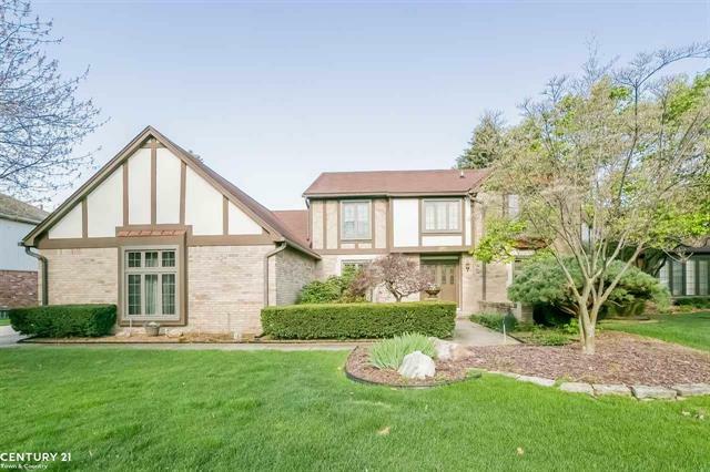 Property Photo: 46427 Houghton MI 48315
