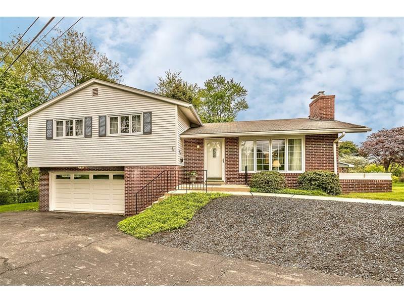 Property Photo:  414 Fox Drive  PA 15237 