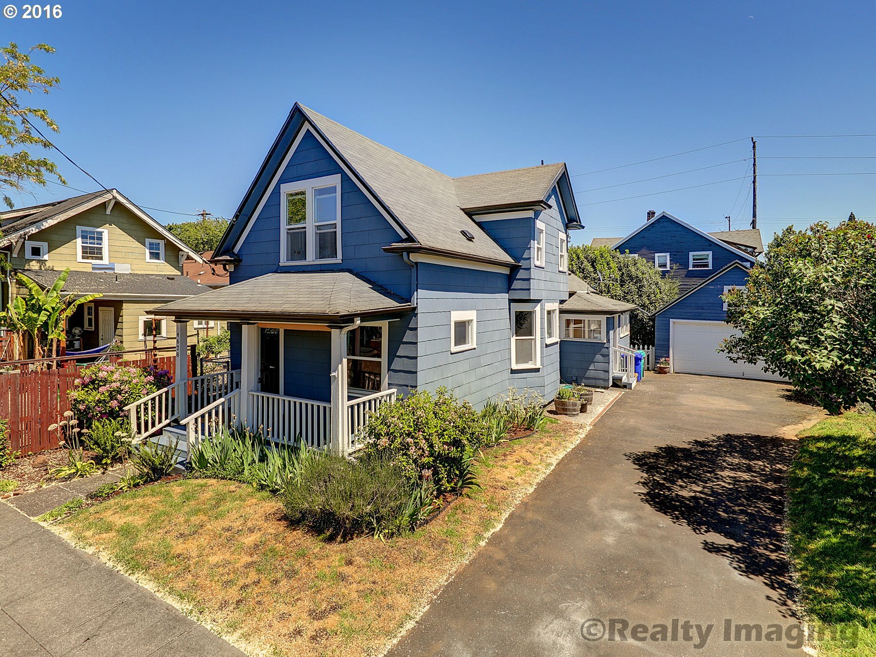 Property Photo:  4628 N Gantenbein Ave  OR 97217 