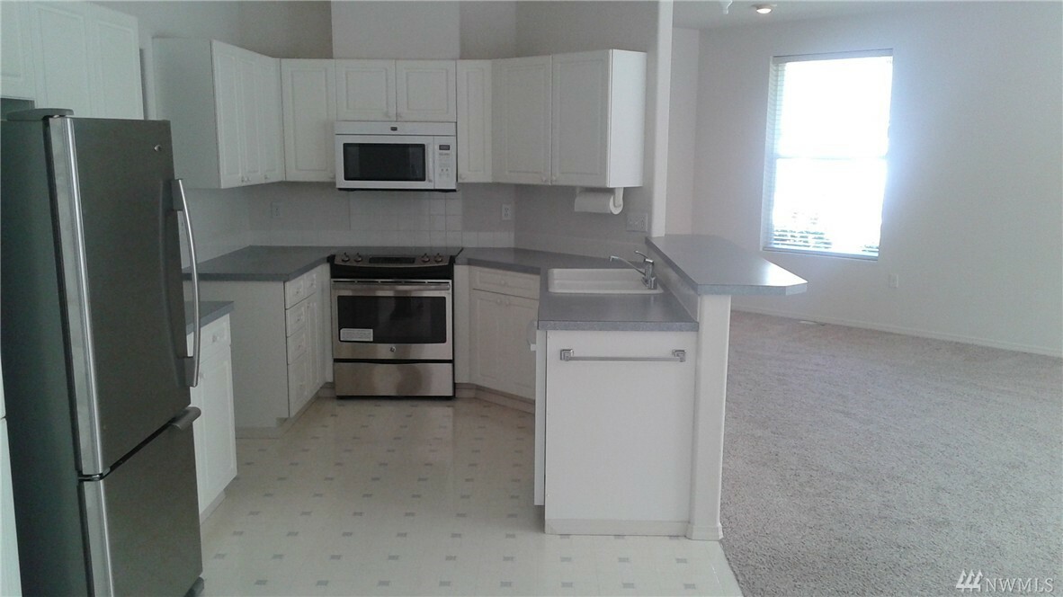 Property Photo: 6909 87th Av Ct SW WA 98498