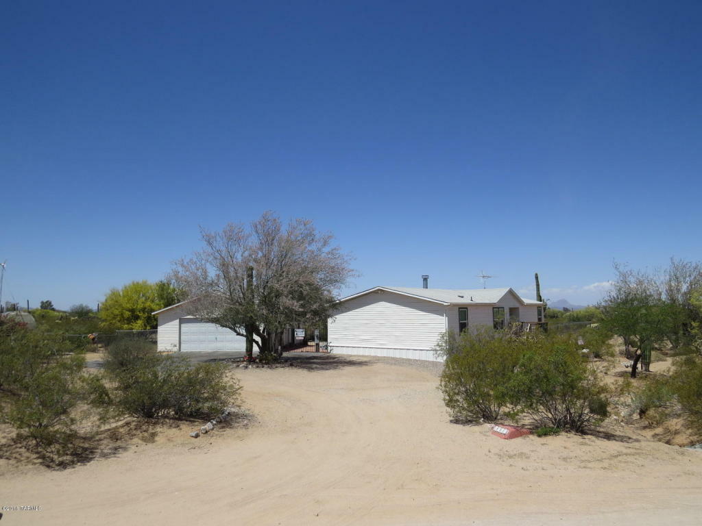 Property Photo:  6761 N Featherstone Trail  AZ 85743 