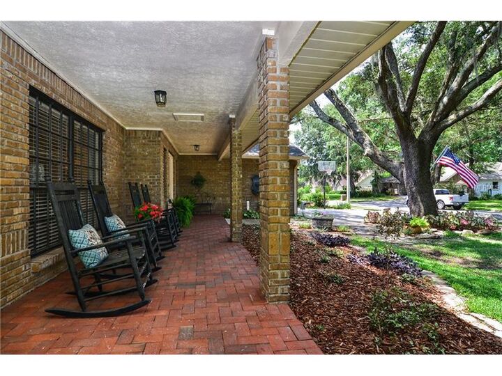 Property Photo: 2841 Timber Knoll Drive FL 33596