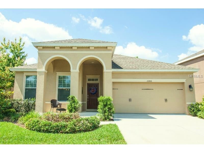 Property Photo: 15306 Starling Crossing Drive FL 33547