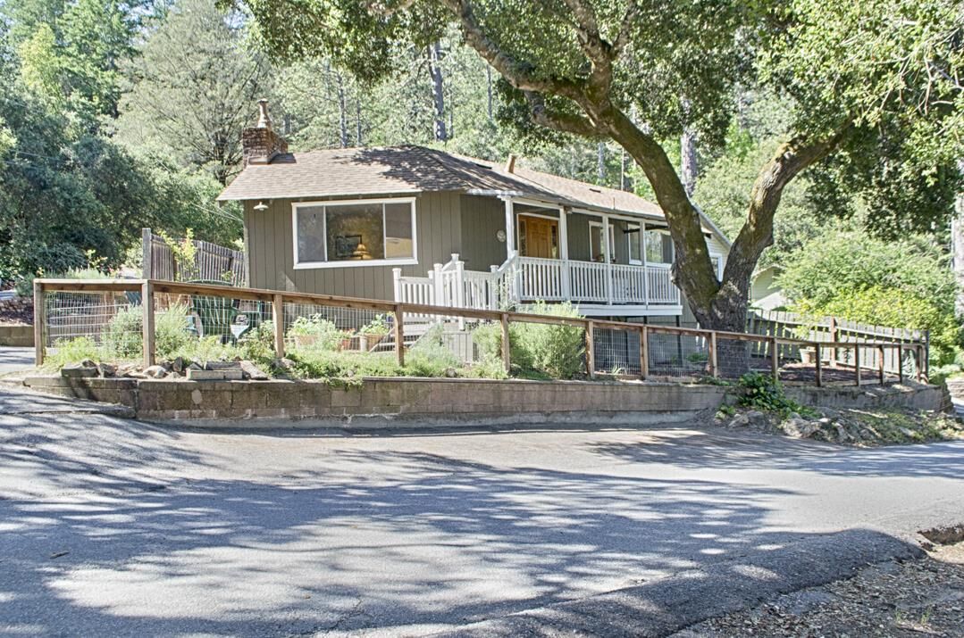Property Photo: 10 Madrone CA 95041