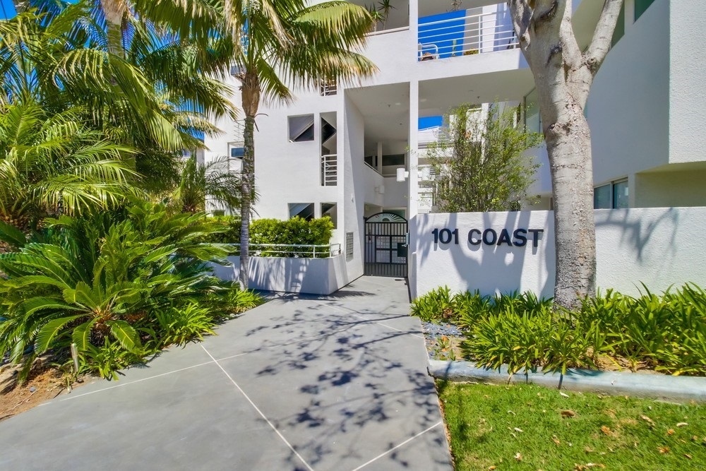 Property Photo:  101 Coast Blvd 1F  CA 92037 