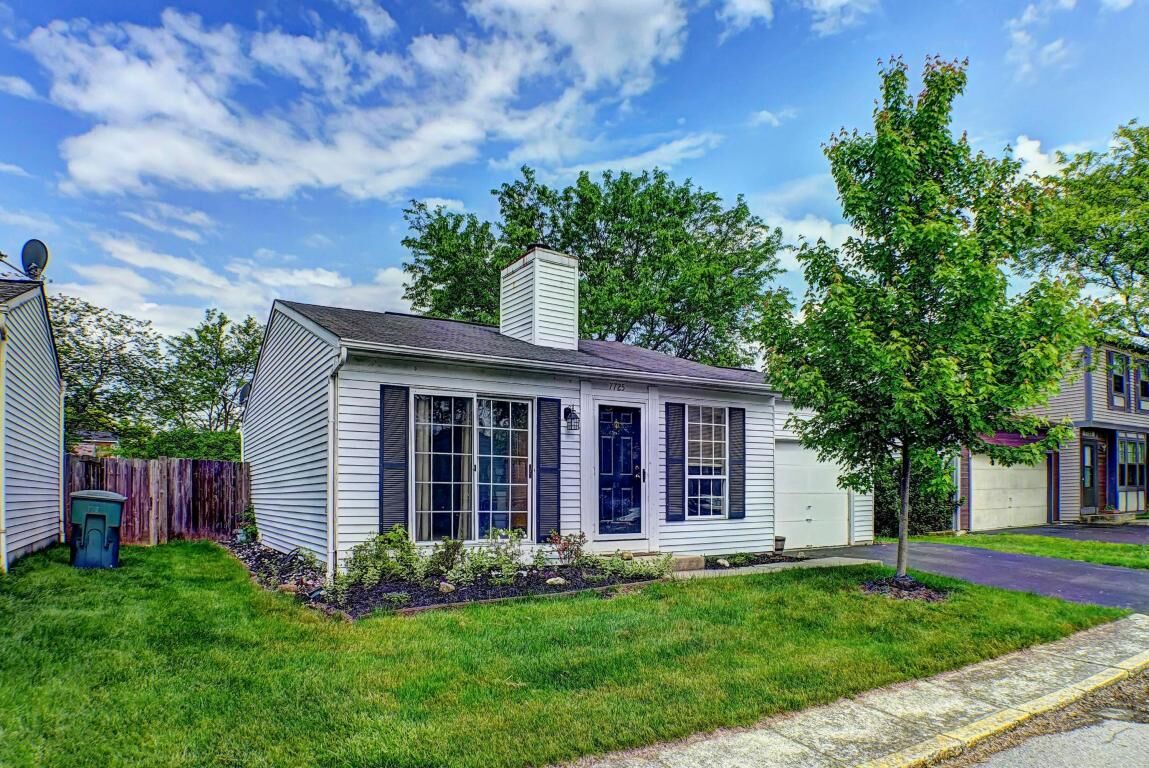 Property Photo:  7725 Flynnway Drive  OH 43085 