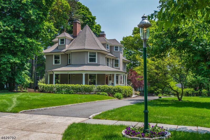 Property Photo:  79 Ridgewood Ave  NJ 07028 