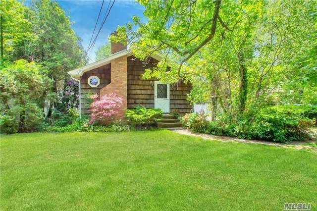 Property Photo:  26 Caroline Ave  NY 11787 