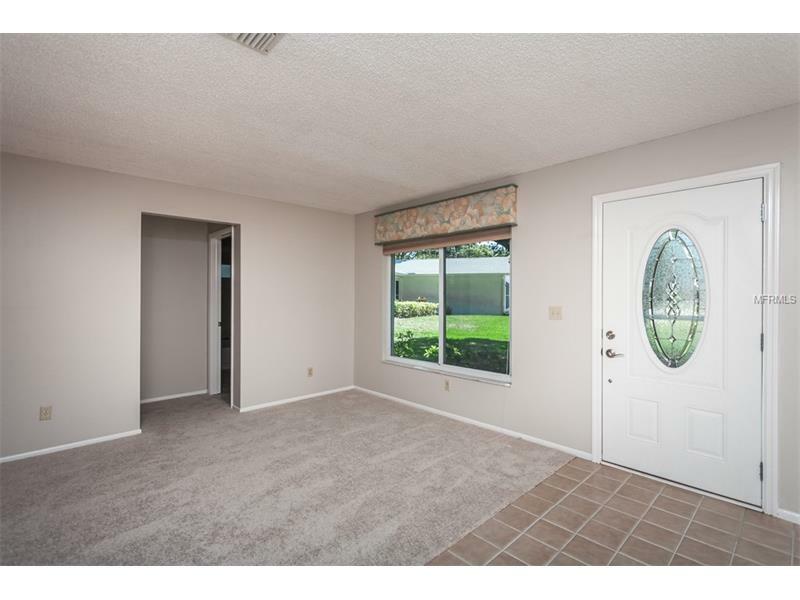 Property Photo: 1013 Tarns Court FL 34684