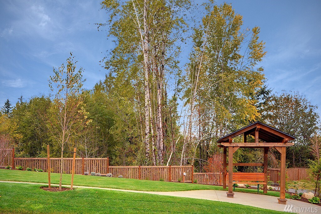 Property Photo: 23120 8th 6 Ave SE WA 98021