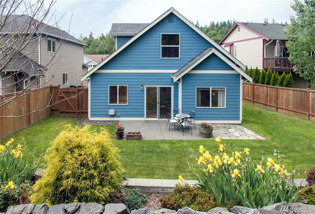 Property Photo: 1988 N Mahonia Place WA 98229
